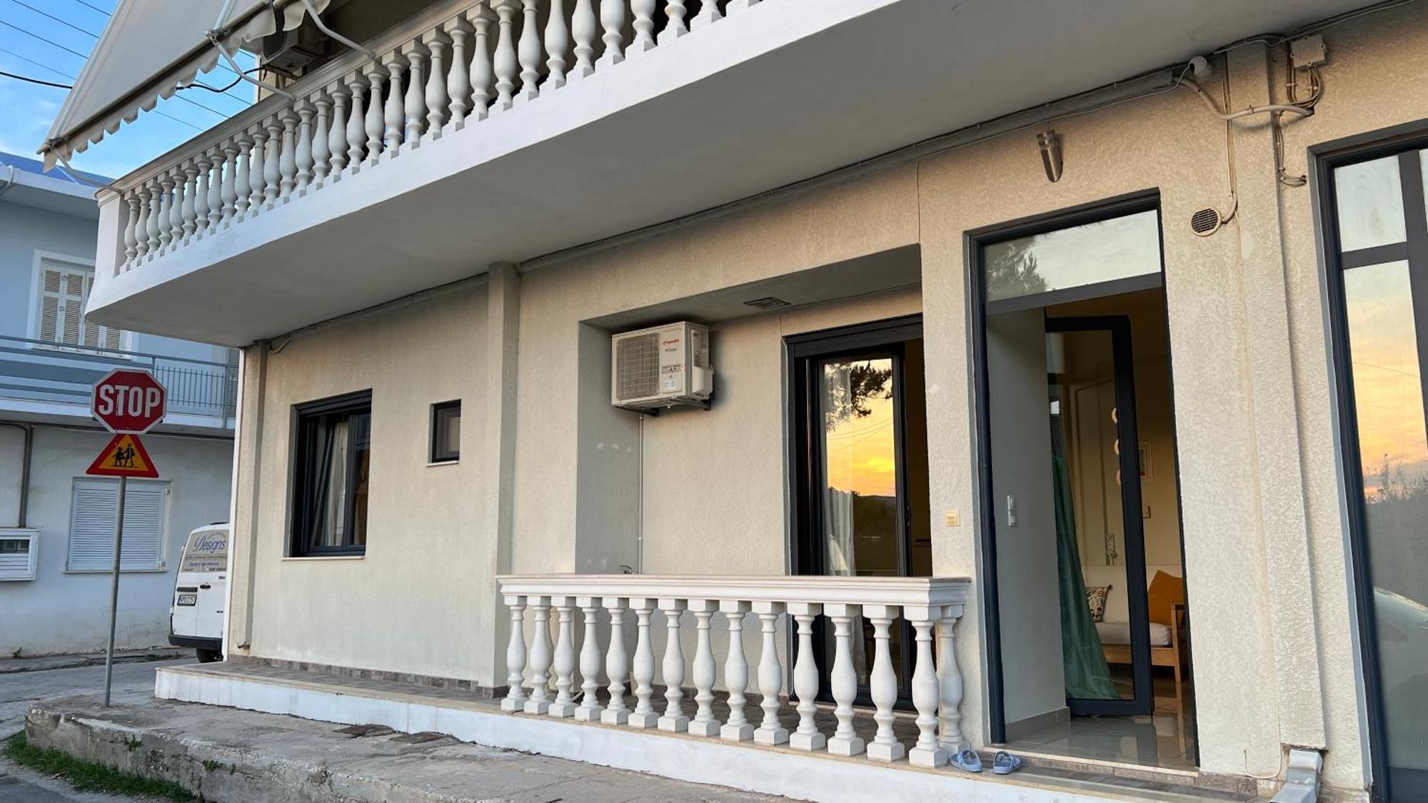 Apartament 100 Meters From The Sea Xylokastro Zewnętrze zdjęcie